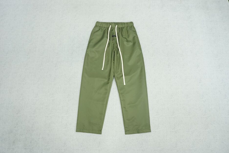 Essential Wide Leg Green Sweatpant